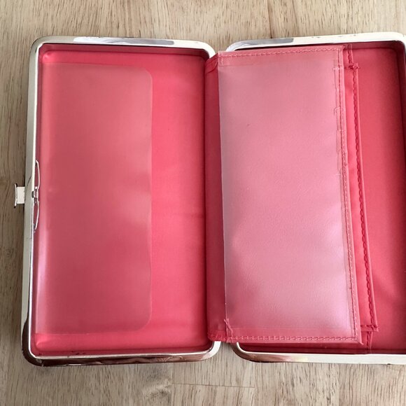 NWT Heritage West Women's Western Clutch Wallet Rhinestone Accents Red‎ - Picture 6 of 10